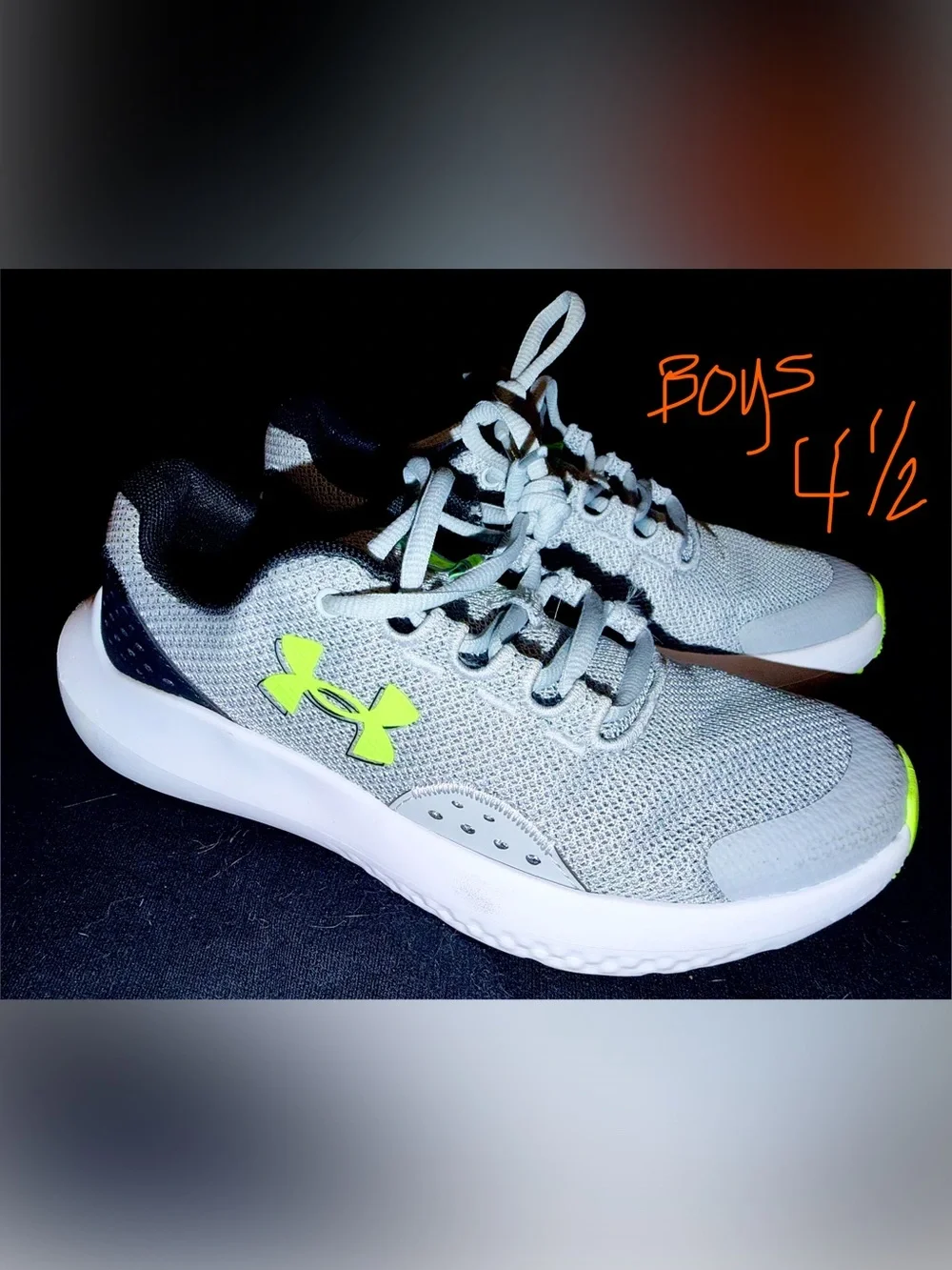 Under Armour Boys White & Neon Green Running Shoes 4.5